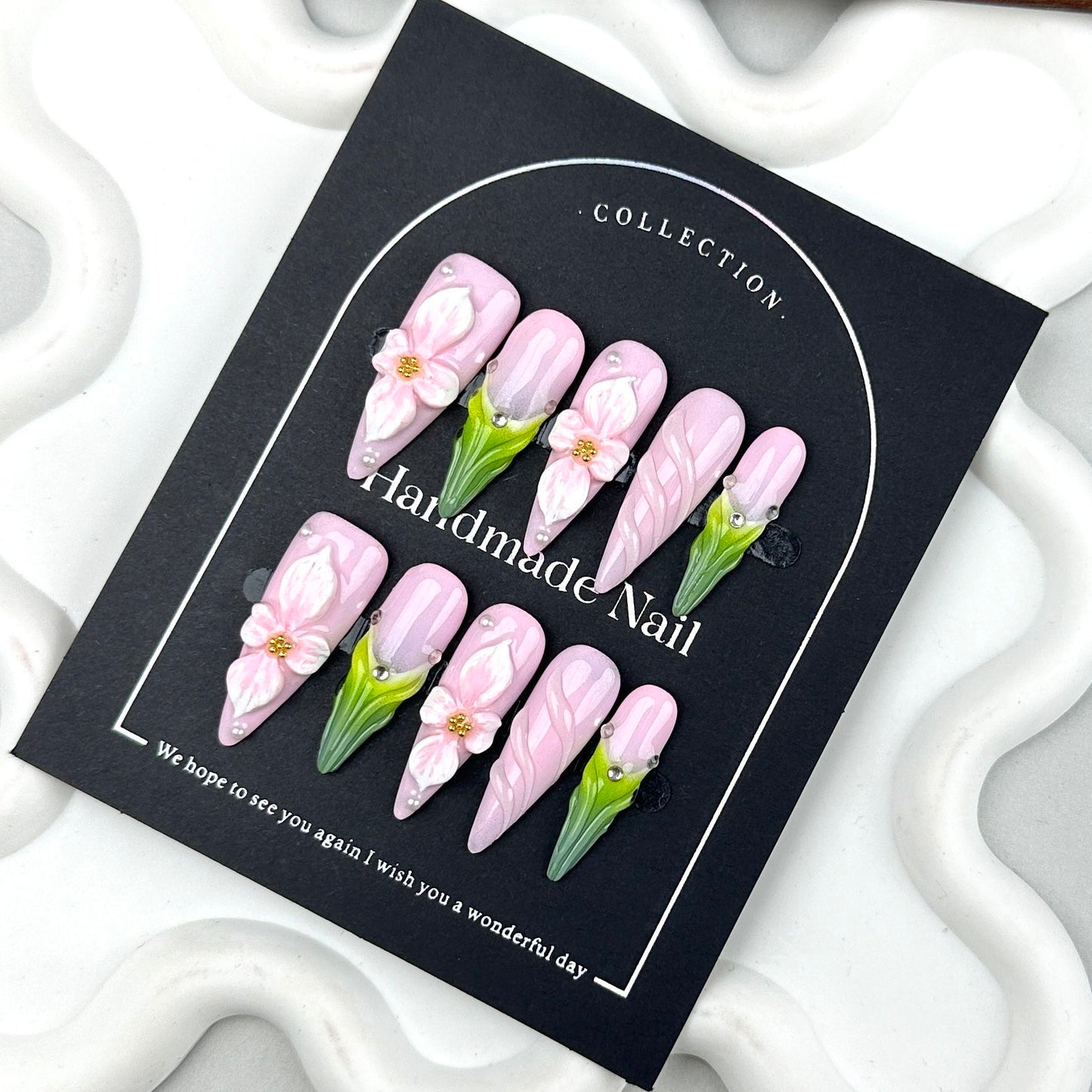 AF2370-Senior Spice Girl white handmade patches French three-dimensional carving wear nail nail art removable nails tulips