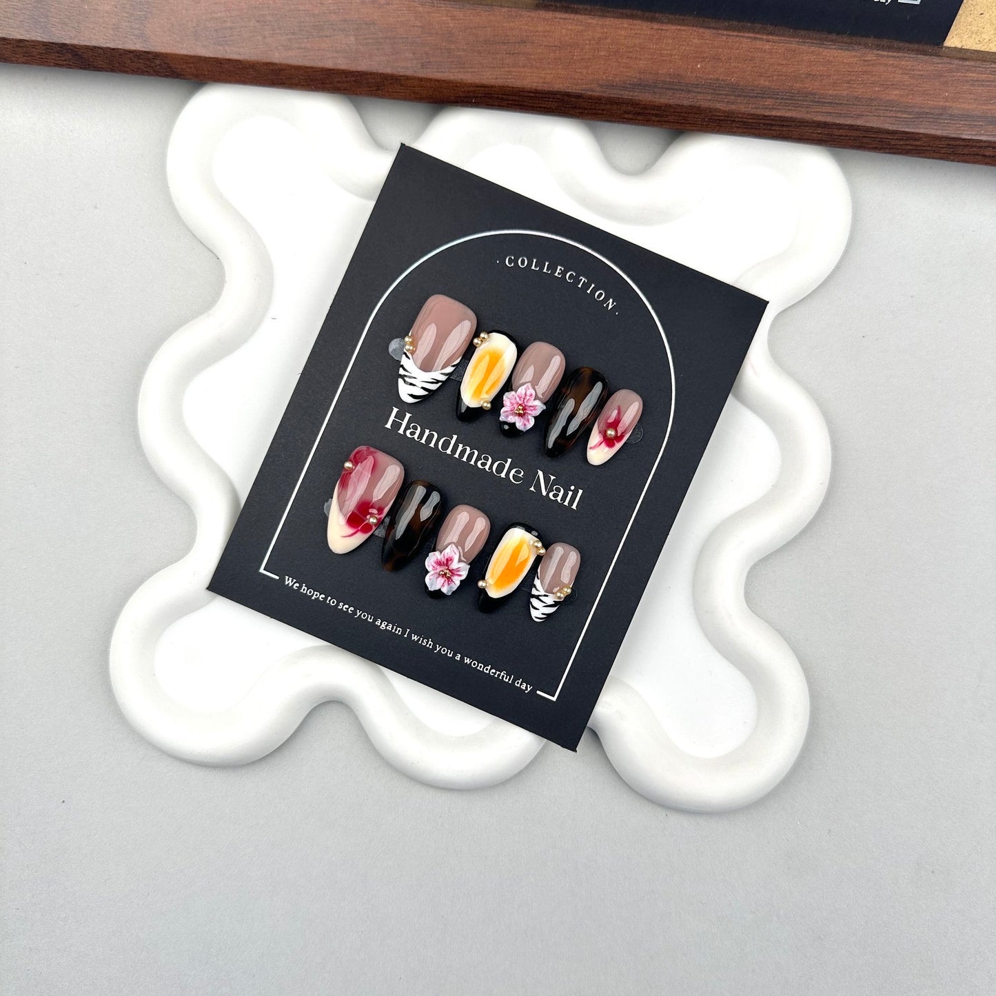 AF2910-Handmade Press-On Nails with Zebra Stripes, 3D Flowers, Pearls & Gradient Design – Elegant Mixed Art Set