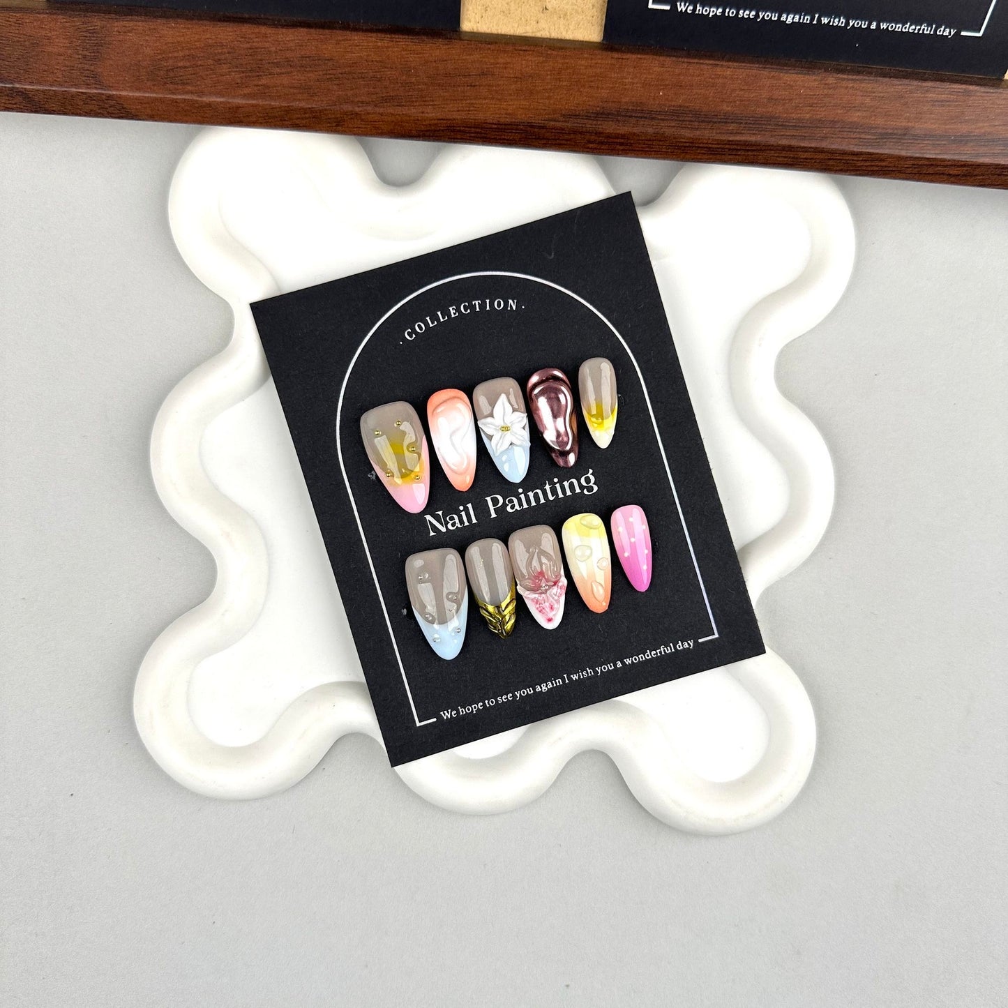 AF3130Zebra Stripe & Gradient Press-On Nails with 3D Flowers and Pearls – Handmade Artistic Nail Tips
